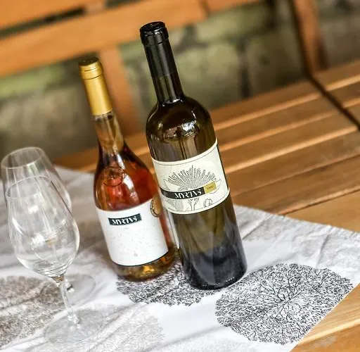 Myrtus Pince és Vendégház Tarcal